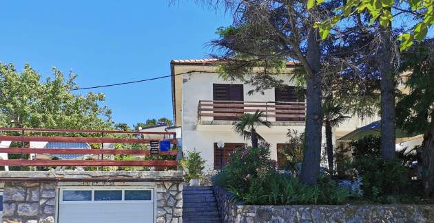 Apartment Devcic - Sea View, 40 m from Sea