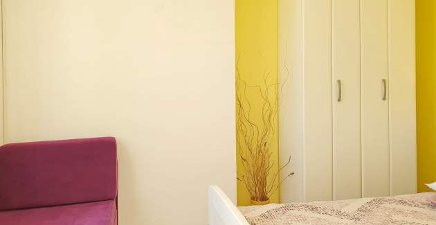 Apartment Devcic - Sea View, 40 m from Sea