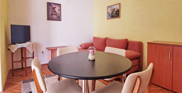 Apartment Devcic - Sea View, 40 m from Sea