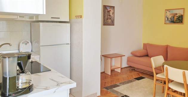 Apartment Devcic - Sea View, 40 m from Sea