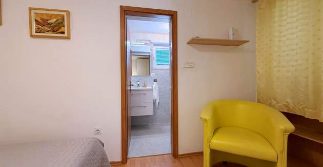 Apartment Beakovic – 40 m from the Sea