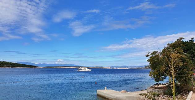 Appartamento Tiha Lili 4 – 10 m dalla spiaggia, vista mare