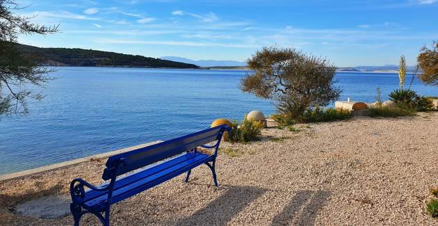 Appartamento Tiha Lili 4 – 10 m dalla spiaggia, vista mare