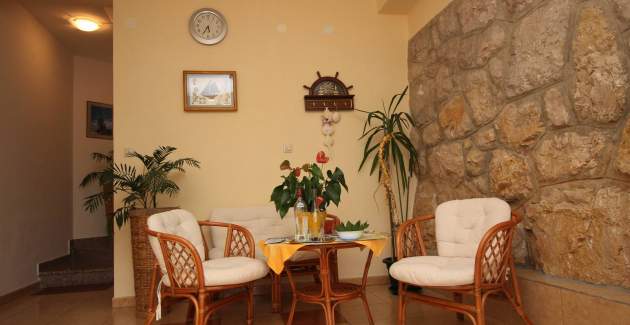 Appartamento Tiha Lili 4 – 10 m dalla spiaggia, vista mare