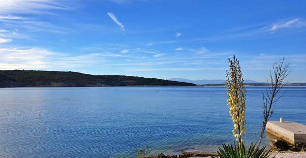 Apartman Tiha Lili 1 – 10 m od plaže, pogled more