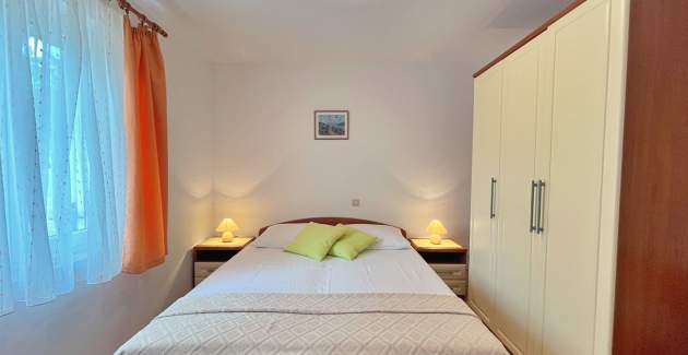 Appartamento Tiha Lili 2 – 10 m dalla spiaggia, vista mare