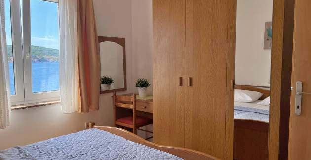 Appartamento Tiha Lili 3 – 10 m dalla spiaggia, vista mare