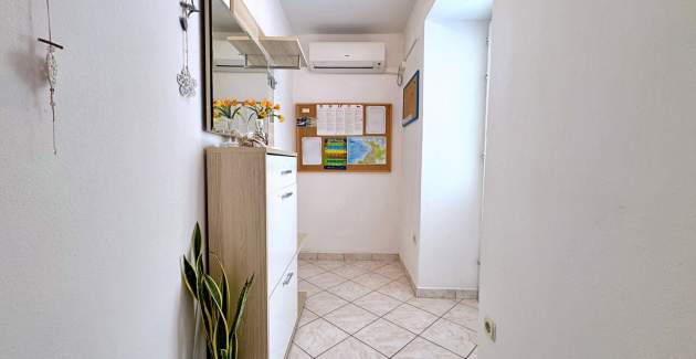 Apartman Car – 90 m od mora