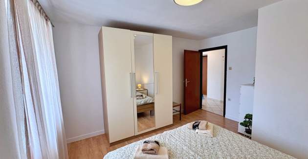 Apartman Car – 90 m od mora