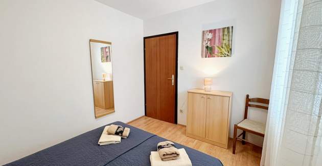Apartman Car – 90 m od mora