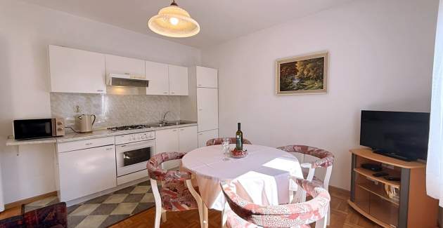 Apartment Dragica A4 – Sea View and Balcony