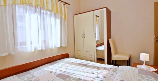 Appartamento Ivanka A4 – 180 m dal mare