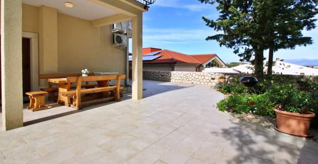 Appartamento Ivanka A4 – 180 m dal mare