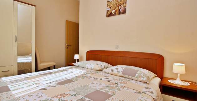 Appartamento Ivanka A4 – 180 m dal mare