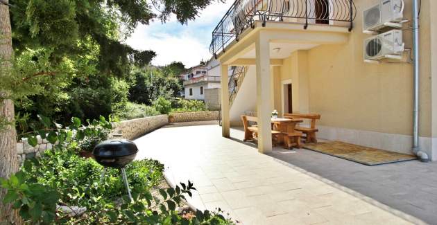 Appartamento Ivanka A4 – 180 m dal mare