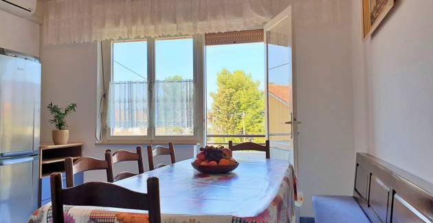 Appartamento Jakominic – 400 m dal mare
