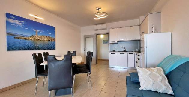 Appartamento Neptun 2 – Vista mare, 20 m dal mare