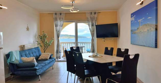 Appartamento Neptun 2 – Vista mare, 20 m dal mare