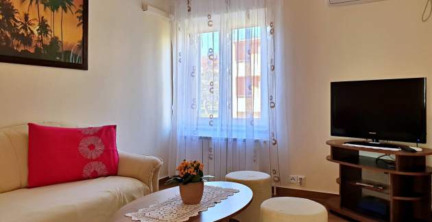 Appartamento Nevenka 1 – Vista mare, 70 m dal mare
