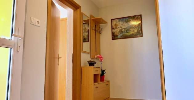 Appartamento Nevenka 1 – Vista mare, 70 m dal mare