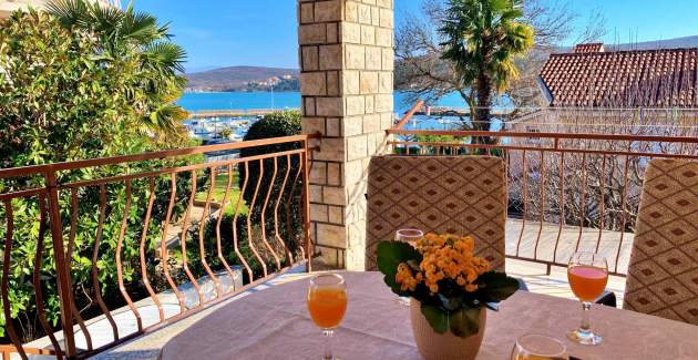 Appartamento Nevenka 1 – Vista mare, 70 m dal mare