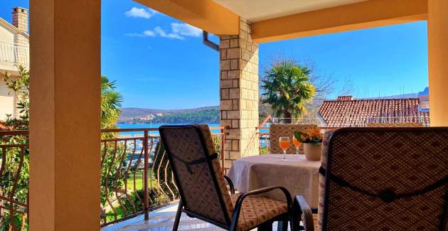 Appartamento Nevenka 1 – Vista mare, 70 m dal mare