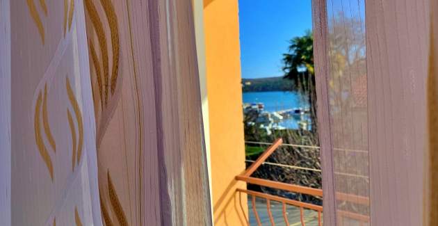 Appartamento Nevenka 1 – Vista mare, 70 m dal mare