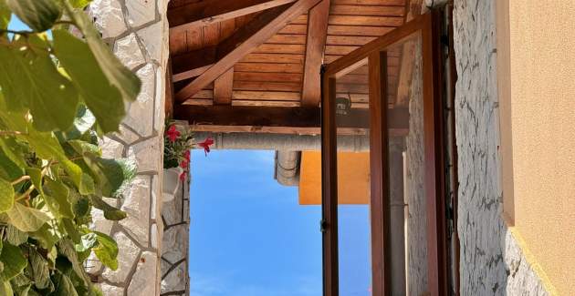 Apartment Nevenka 3 – Sea View, 70 m from Sea