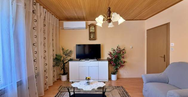 Apartment Nevenka 3 – Sea View, 70 m from Sea