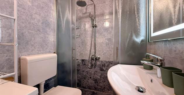 Apartment Nevenka 3 – Sea View, 70 m from Sea