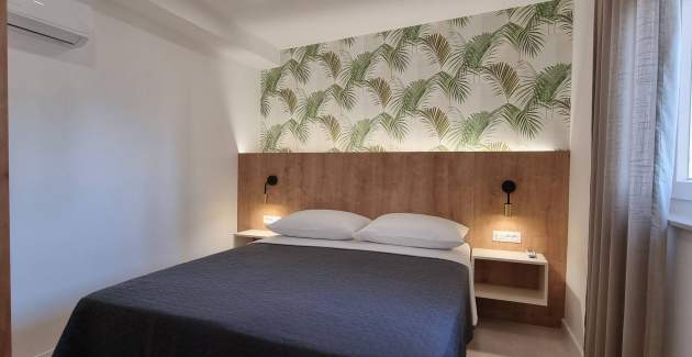 Apartman Punta Šilo B3 – bazen i pogled more