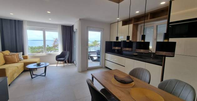 Apartman Punta Šilo A5 – bazen i pogled more