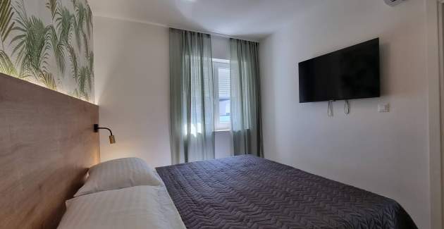 Apartman Punta Šilo B5 – bazen i pogled more