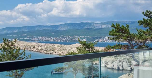 Apartman Punta Šilo B5 – bazen i pogled more