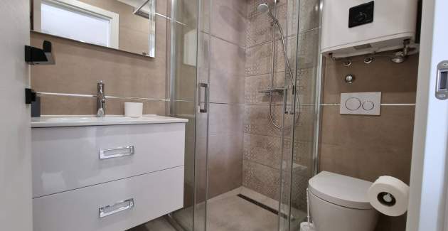 Studio apartman Punta Šilo A3 – bazen i pogled more