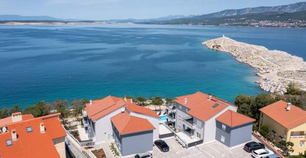 Monolocale Punta Silo A4 – Piscina e vista mare