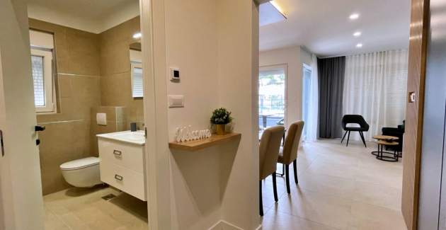 Apartman Punta Šilo B1 – bazen i pogled more