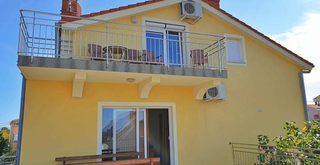 Appartamento Rea – 220 m dal mare