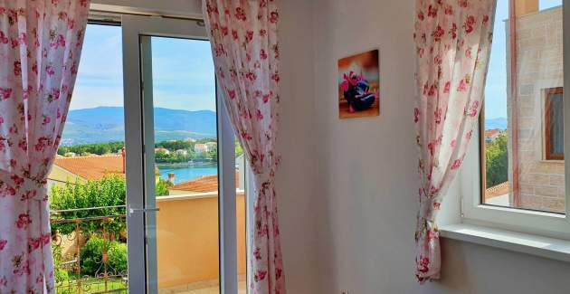 Appartamento Rebeka 2 – 160 m dal mare, balcone