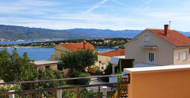Appartamento Rebeka 2 – 160 m dal mare, balcone