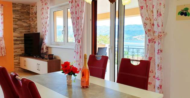 Apartman Rebeka 3 – pogled more, 160 m od mora