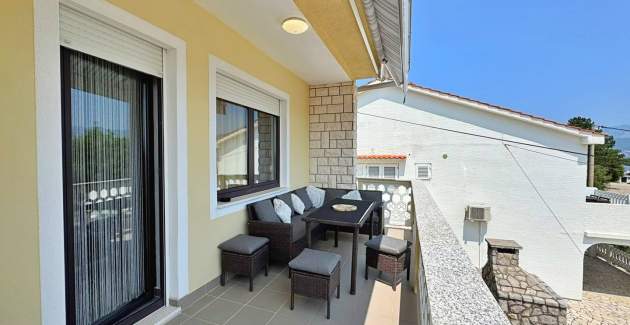 Appartamento Rozi – vista mare e balcone