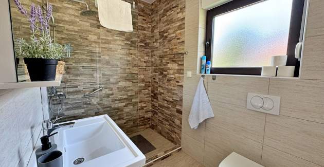 Appartamento Rozi – vista mare e balcone