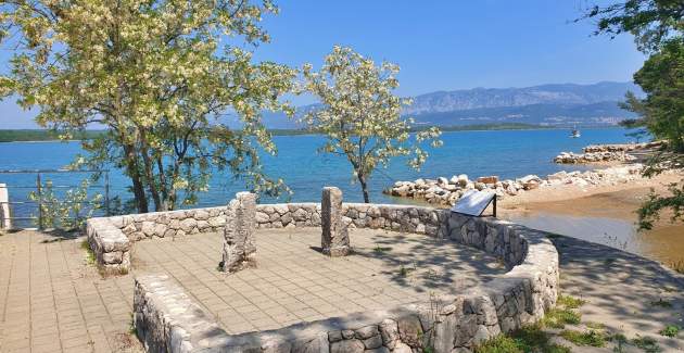 Appartamento Vodopija D – vicino alla spiaggia con fango
