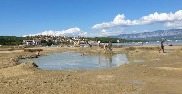 Appartamento Vodopija L – vicino alla spiaggia con fango