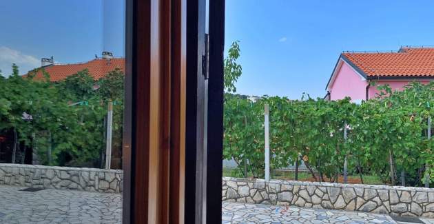 Appartamento Volaric A7 – 160 m dal mare