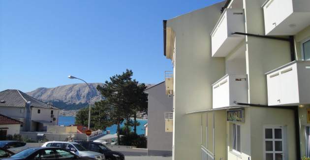 Apartman Brnic AQ 1 – s Balkonom, 90 m od Plaže