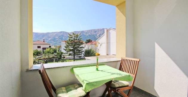 Appartamento Bebek – con balcone e parcheggio
