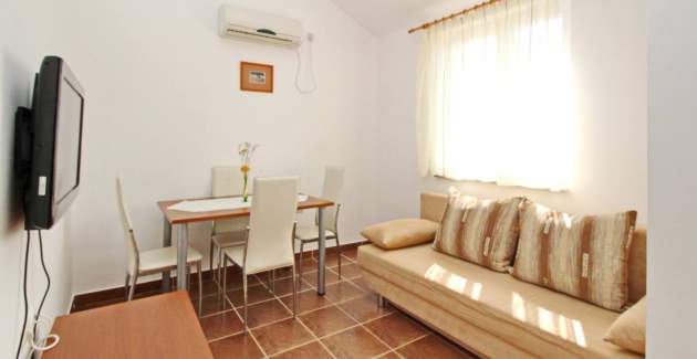 Appartamento Bebek – con balcone e parcheggio
