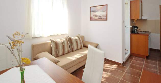 Appartamento Bebek – con balcone e parcheggio